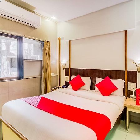 Oyo Flagship 19825 Hotel Panchratna Panvel Bagian luar foto