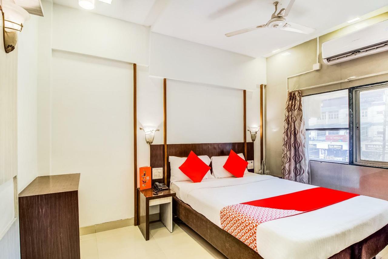Oyo Flagship 19825 Hotel Panchratna Panvel Bagian luar foto